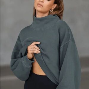 Joah Brown Turtleneck Sweatshirt in Evergreen French Terry Small/Medium